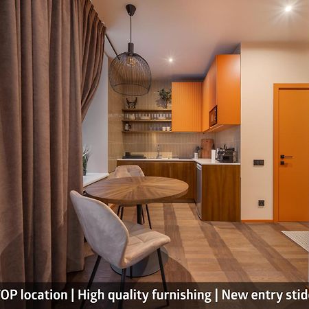 Stylish Old Town Apartment On Mucenieku Street Riga Extérieur photo