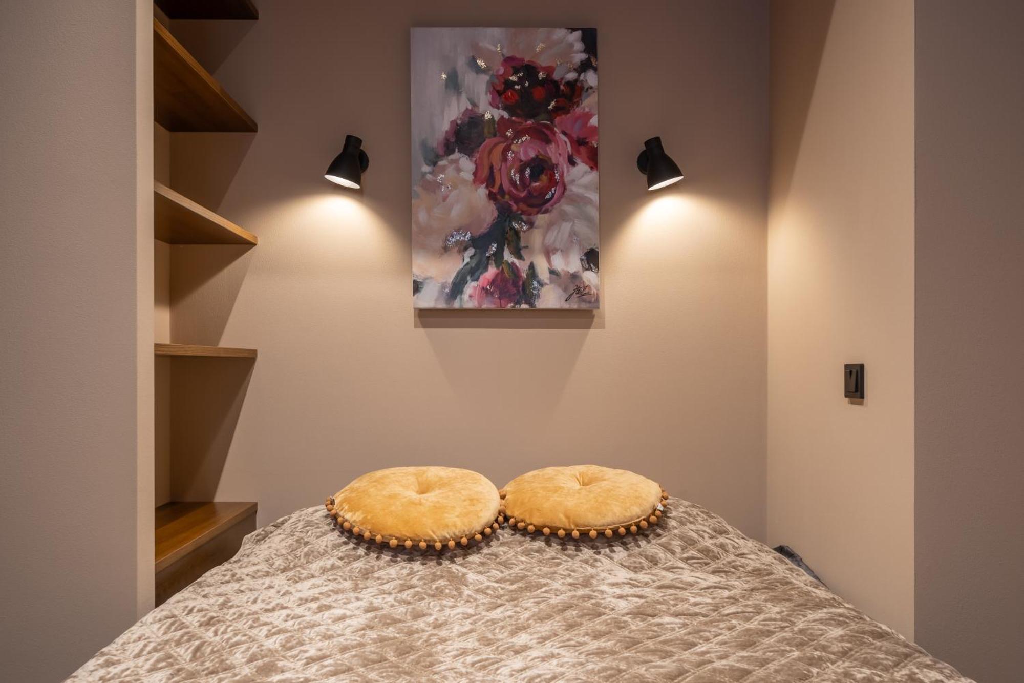 Stylish Old Town Apartment On Mucenieku Street Riga Extérieur photo